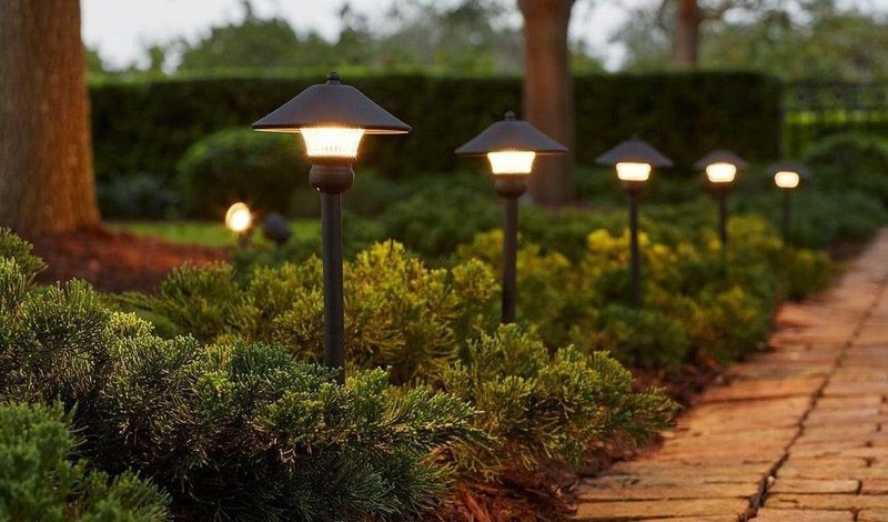 kinh nghiệm lựa chọn đèn sân vườn