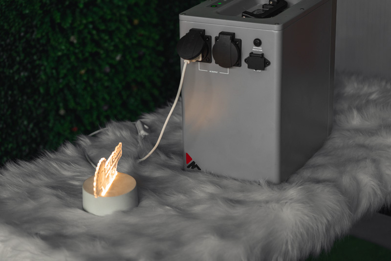 Máy phát điện năng lượng mặt trời 2kWh