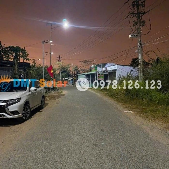 Lắp đ&egrave;n năng lượng mặt trời dự &aacute;n 80w