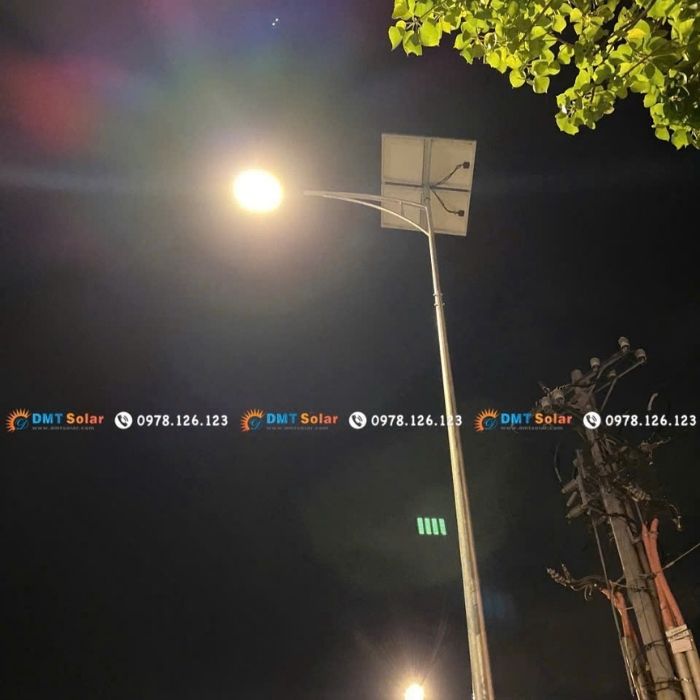 Đ&egrave;n năng lượng mặt trời 80W cho c&ocirc;ng tr&igrave;nh dự &aacute;n
