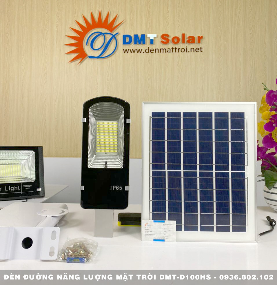 Đèn đường năng lượng mặt trời 100W DMT-D100