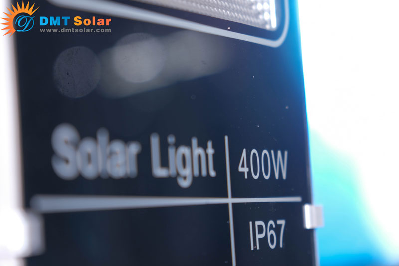 đèn năng lượng mặt trời 400W giá rẻ