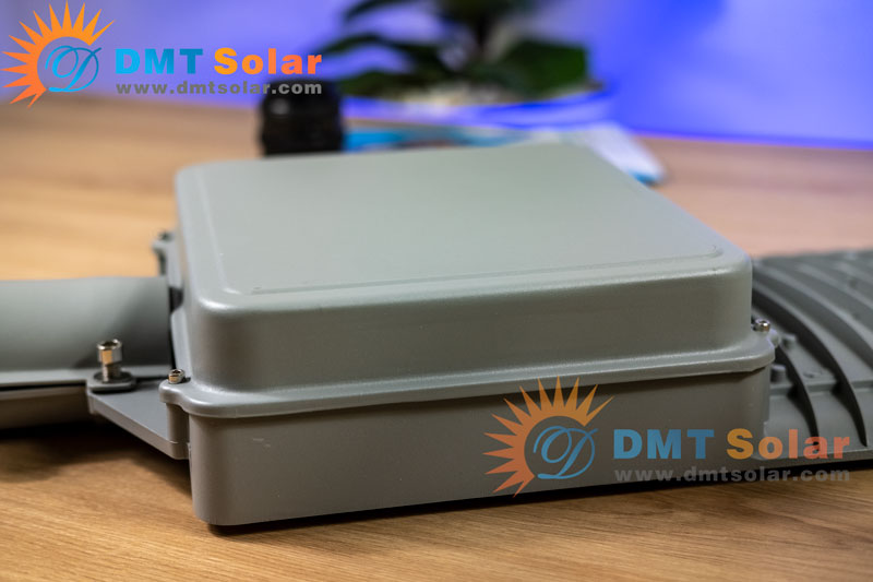 Pin lưu trữ đèn năng lượng mặt trời 600W