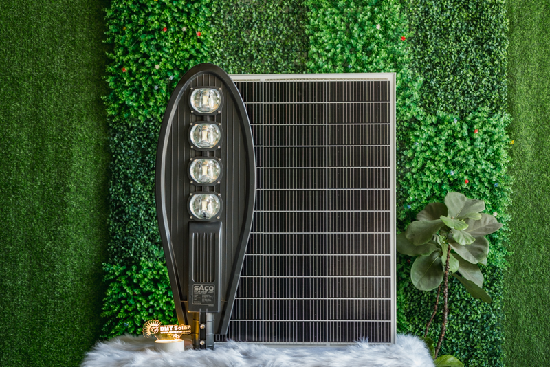 Đ&egrave;n đường chiếc l&aacute; 200w
