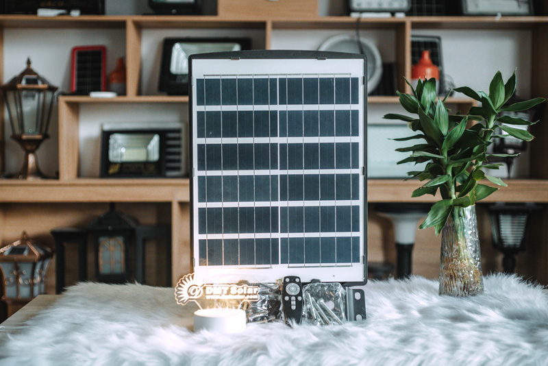 Tấm pin đèn liền thể chữ V năng lượng mặt trời