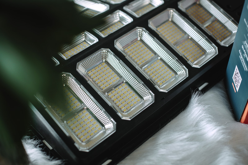 LED SMD đèn liền thể chữ V năng lượng mặt trời