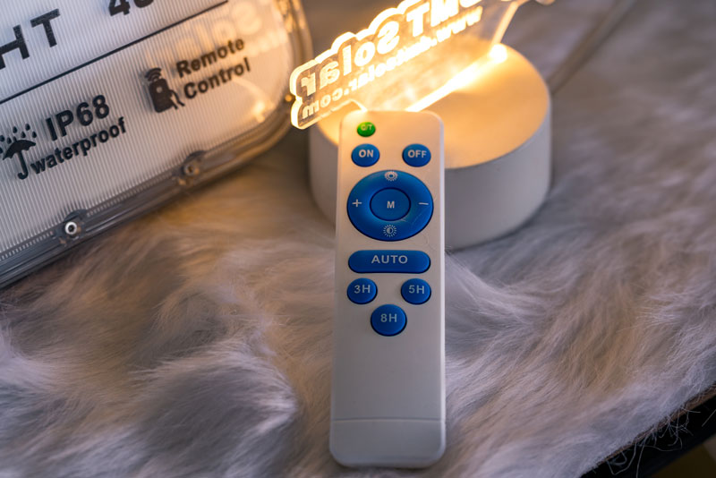 Remote điều khiển đèn pha led năng lượng mặt trời 400w