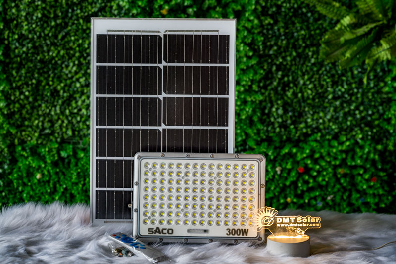 Đèn pha năng lượng mặt trời chống chói 300w