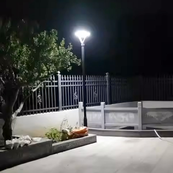 lắp đặt đèn trang trí công viên hiệu quả