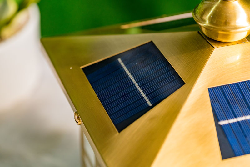 Tấm pin đ&egrave;n trụ cổng đồng vu&ocirc;ng năng lượng mặt trời TCS-SA62-VD