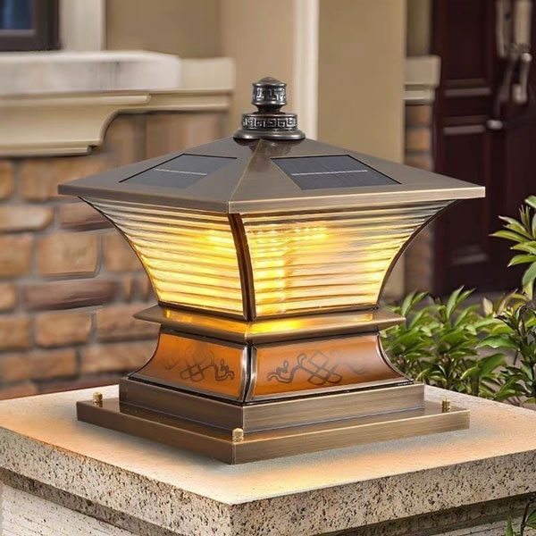 Đèn trụ cổng cổ điển năng lượng mặt t rời