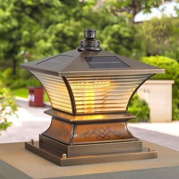 đèn trụ cổng đồng năng lượng mặt trời