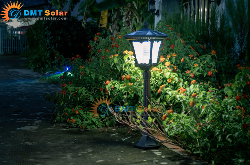 Trụ đèn sân vườn năng lượng mặt trời