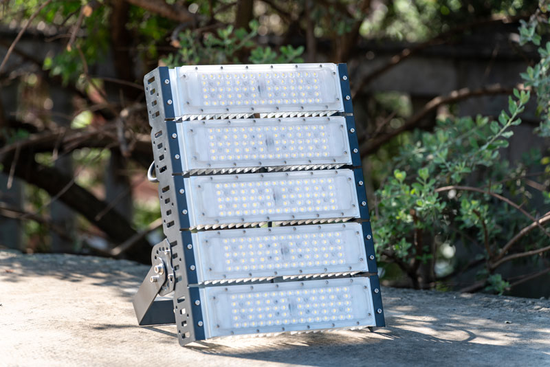 Đèn pha led 250w