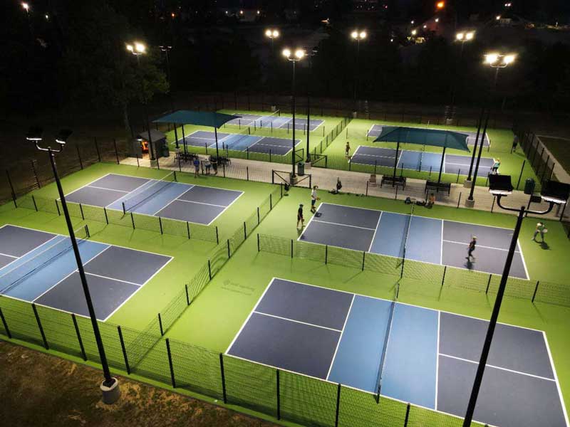 Đèn chiếu sáng sân Pickleball chuyên dụng