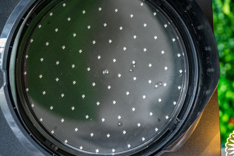 Bóng led đèn chớp vàng