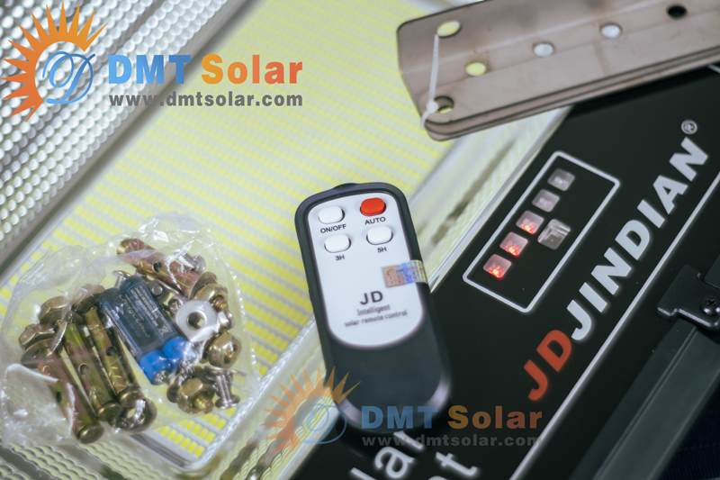 Remote đèn led năng lượng mặt trời 1000W