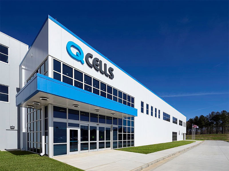 Tấm pin năng lượng mặt trời Hanwha Q CELLS Solar