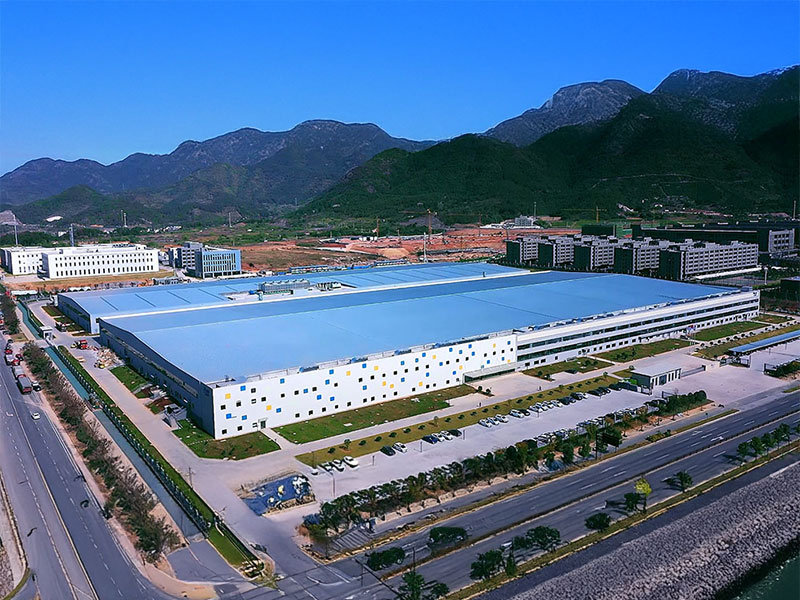 Tấm pin năng lượng mặt trời Trina Solar