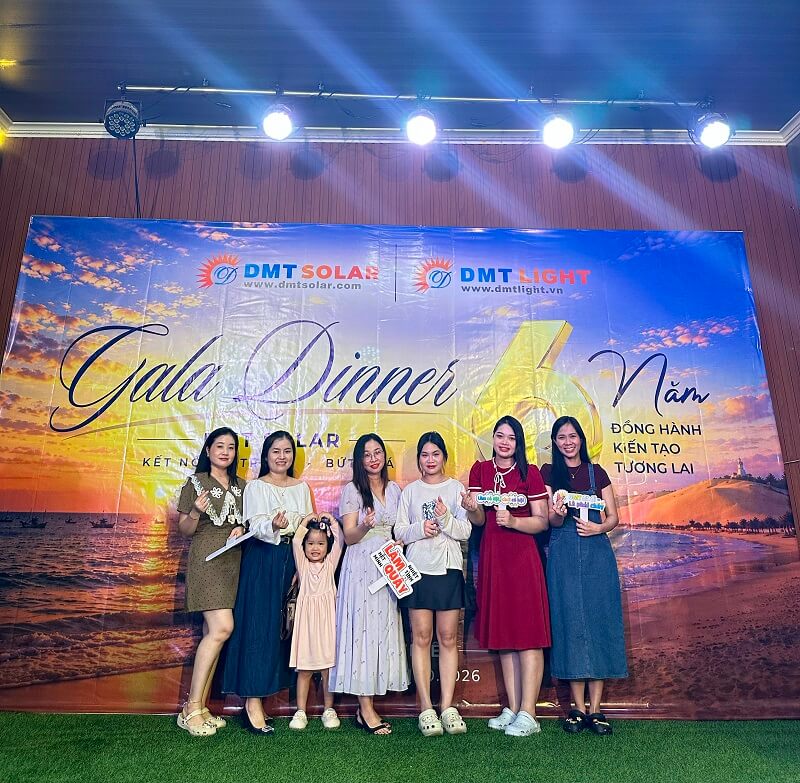 Những buổi li&ecirc;n hoan đ&aacute;ng nhớ c&ugrave;ng c&aacute;c đồng nghiệp