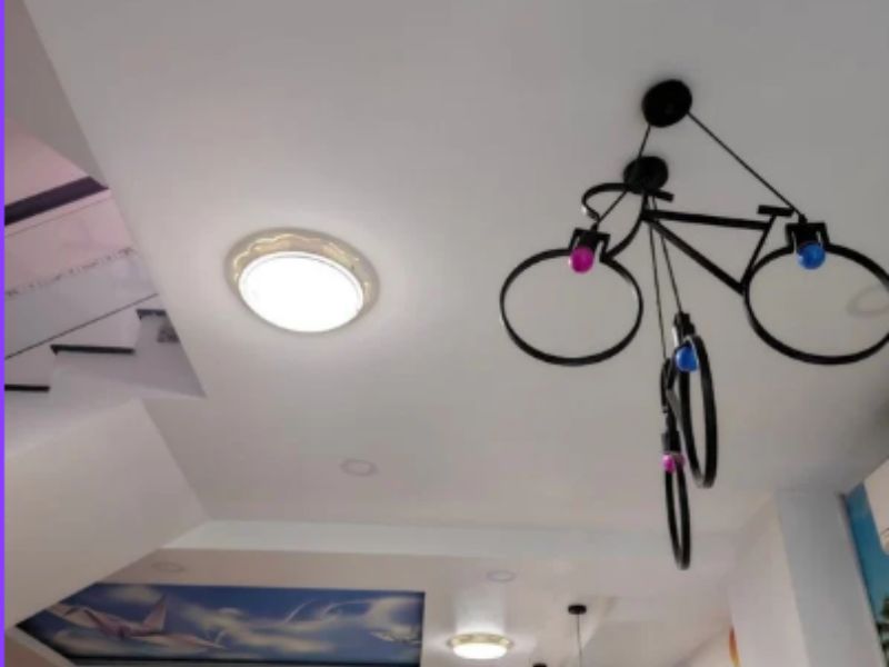 Mẫu đ&egrave;n ốp trần cho ban c&ocirc;ng