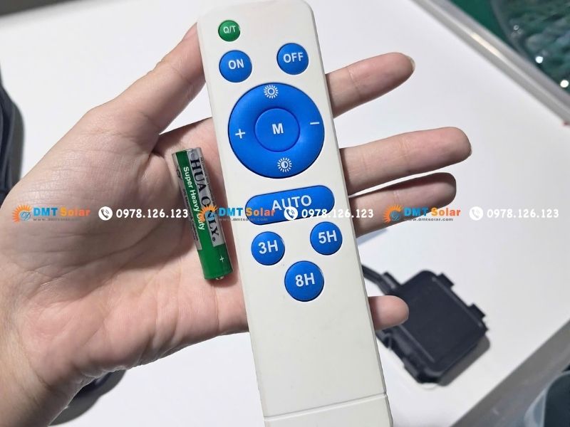 Sử dụng camera kiểm tra tại đầu t&iacute;n hiệu remote