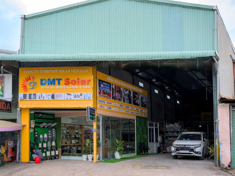 Mua đ&egrave;n đường năng lượng mặt trời tại DMT Solar
