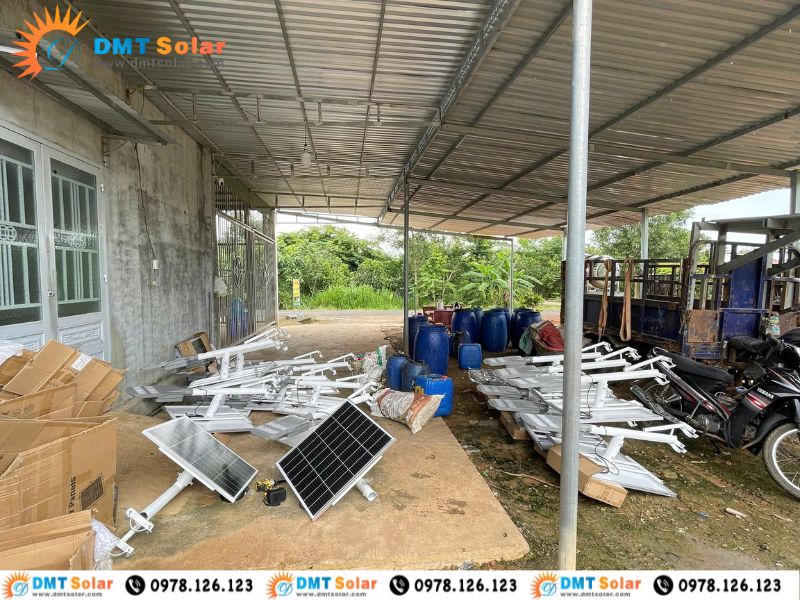 Chủ đầu tư tại B&igrave;nh Phước đ&atilde; tin tưởng lựa chọn DMT Solar l&agrave; đơn vị đồng h&agrave;nh tin cậy để thực hiện h&oacute;a hệ thống chiếu s&aacute;ng 