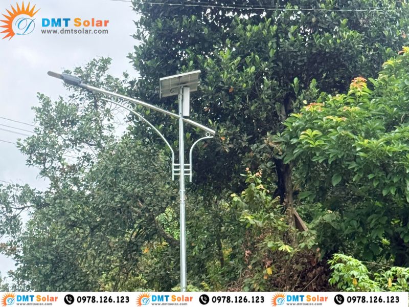 DMT Solar cung cấp đ&egrave;n năng lượng mặt trời chất lượng cho dự &aacute;n
