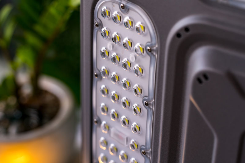 Led mắt ngọc đèn ufo 1500kc