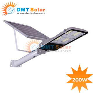 Đèn đường năng lượng mặt trời 200W giá rẻ D200PT2
