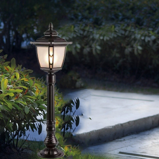 Đèn trụ năng lượng mặt trời là gì? Có mấy loại phổ biến 