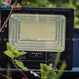 Đèn Năng Lượng Mặt Trời Nháy Đèn Đỏ I Nguyên Nhân - Cách Khắc Phục